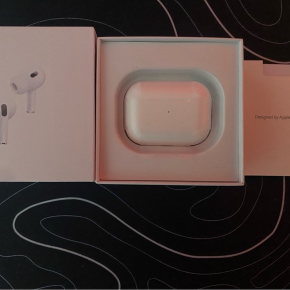 Apple AirPods Pro with Charging Case